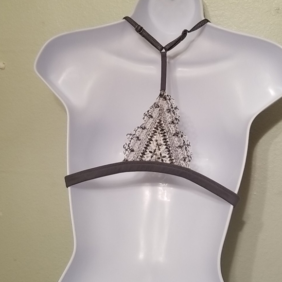 VICTORIA'S SECRET BARTLETT - Picture 2 of 4